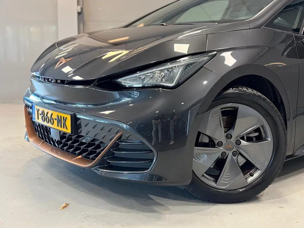 Cupra Born Essential 62 kWh uit 2023, foto 11
