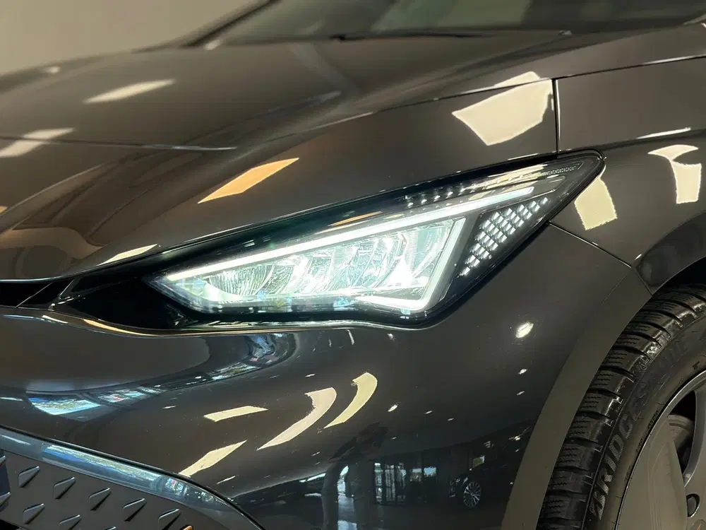 Cupra Born Essential 62 kWh uit 2023, foto 14