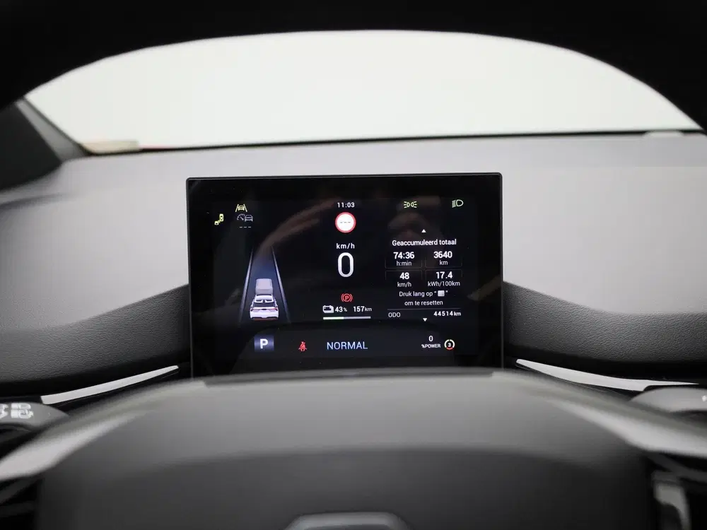 MG MG4 Long Range 64kWh Luxury uit 2023, foto 14