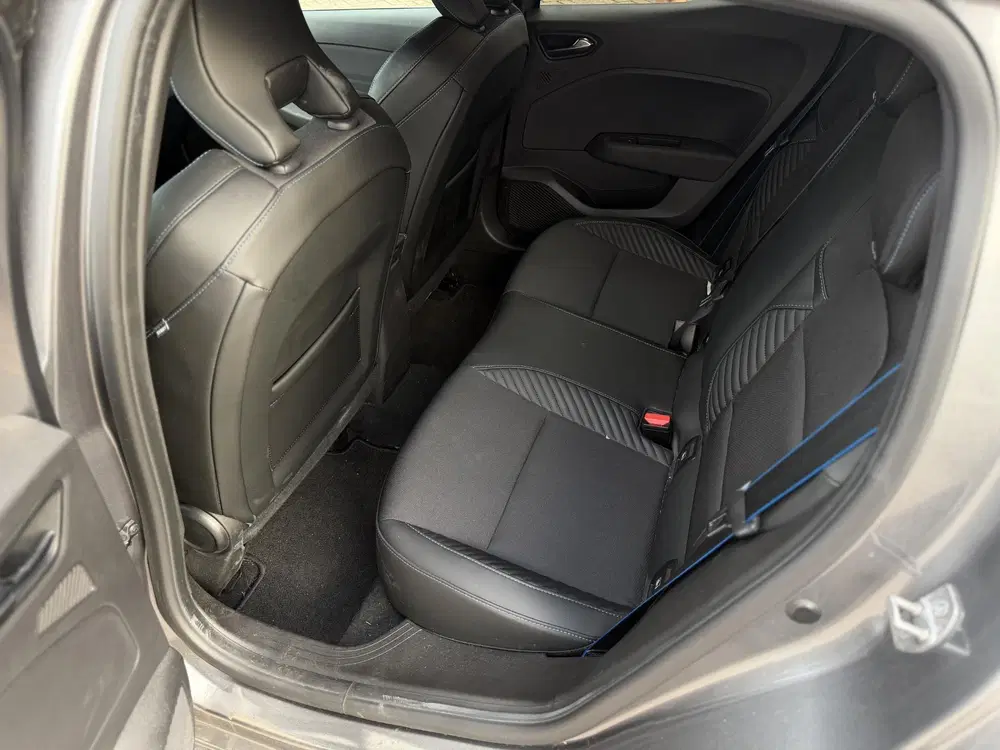 Renault Clio 1.0 TCe 90 GPF esprit Alpine 91pk uit 2023, foto 12