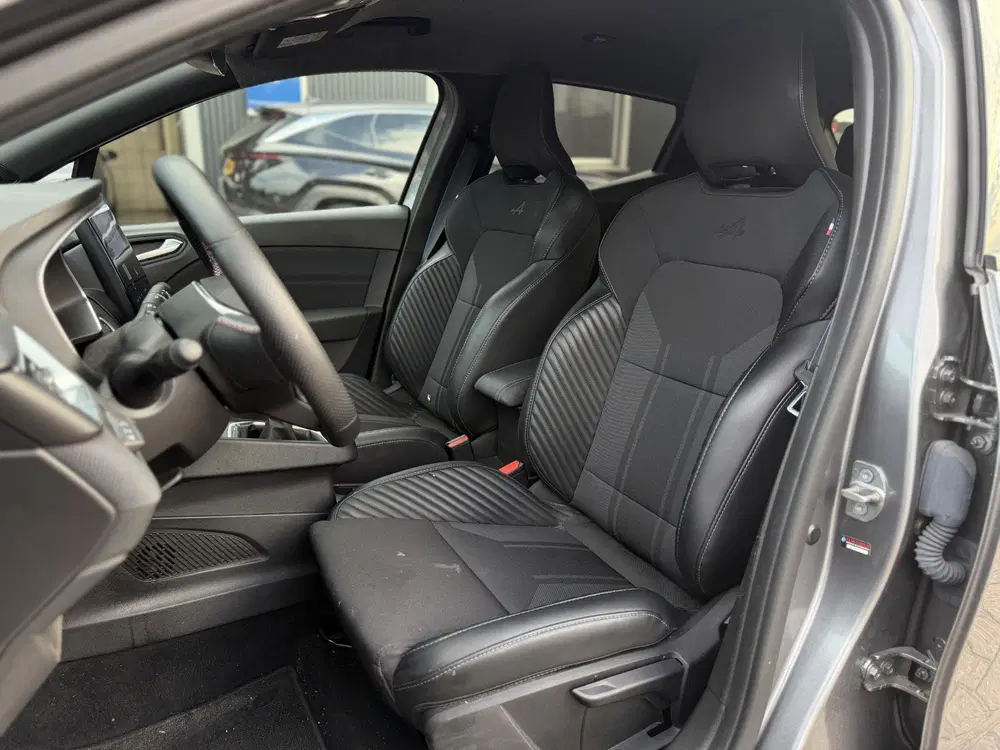 Renault Clio 1.0 TCe 90 GPF esprit Alpine 91pk uit 2023, foto 3