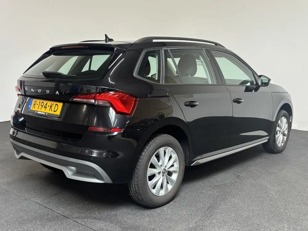 Skoda Kamiq 1.0 TSI Business Edition Navigatie Climate uit 2022, foto 10