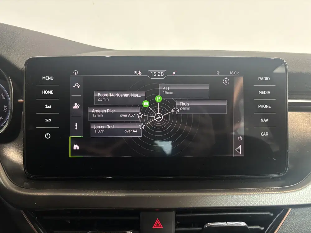 Skoda Kamiq 1.0 TSI Business Edition Navigatie Climate uit 2022, foto 15