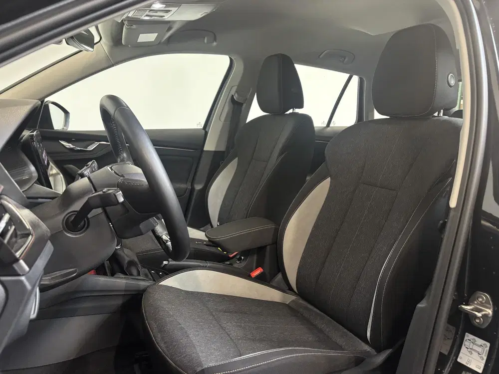 Skoda Kamiq 1.0 TSI Business Edition Navigatie Climate uit 2022, foto 3
