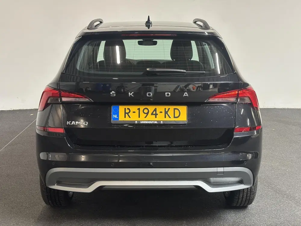 Skoda Kamiq 1.0 TSI Business Edition Navigatie Climate uit 2022, foto 7