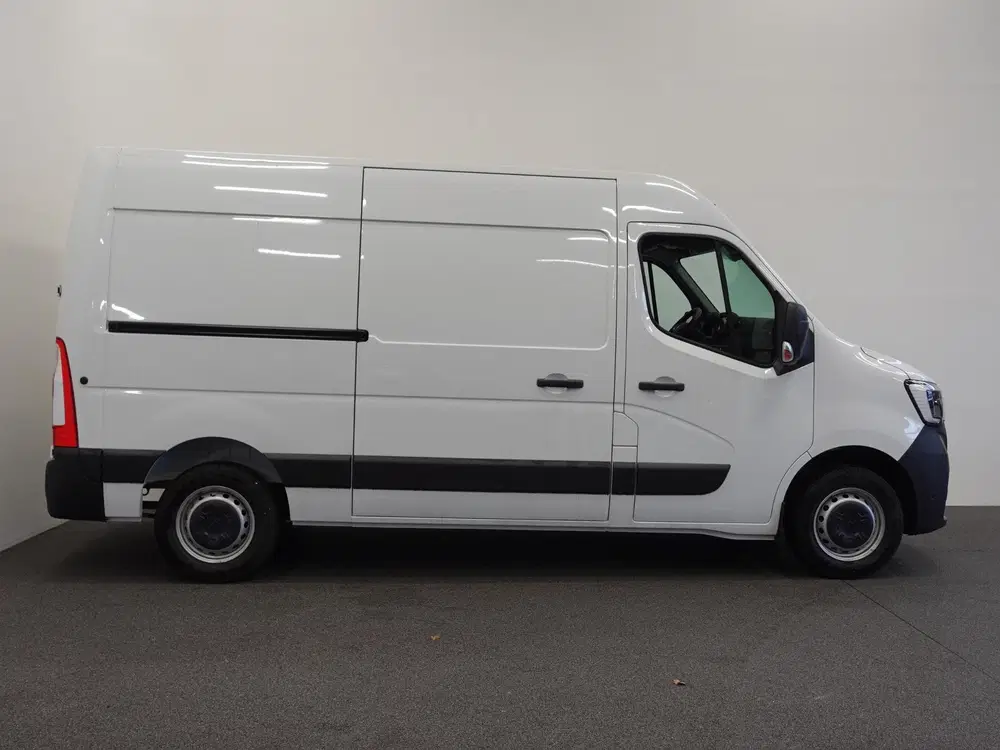 Renault Master T33 2.3 dCi 135PK L2H2 Airco Cruise contro uit 2024, foto 5