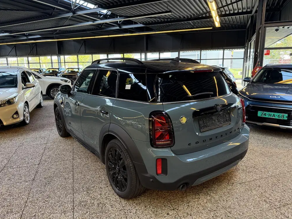 Mini Countryman 1.5 Cooper S E ALL4 Essential uit 2022, foto 2