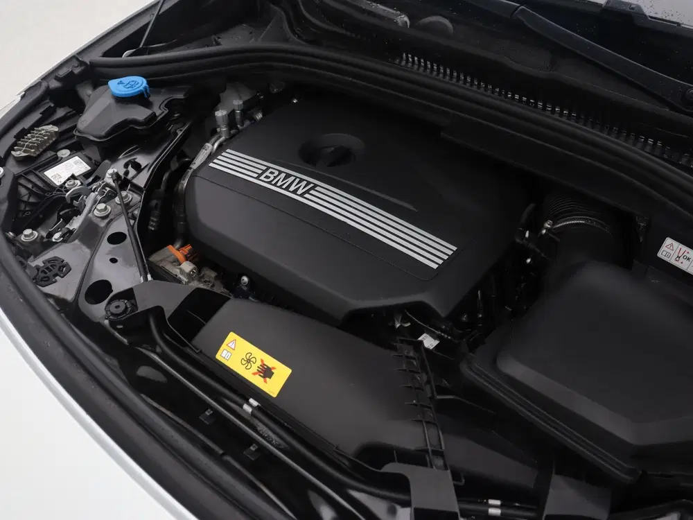 BMW 2-serie 225e Active Tourer xDrive Luxury Line (bj uit 2023, foto 4