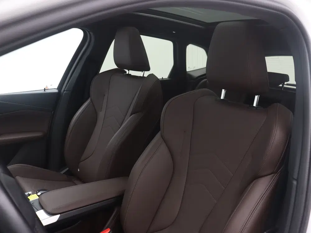 BMW 2-serie 225e Active Tourer xDrive Luxury Line (bj uit 2023, foto 5