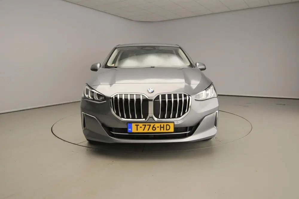 BMW 2-serie Active Tourer 218i uit 2023, foto 5