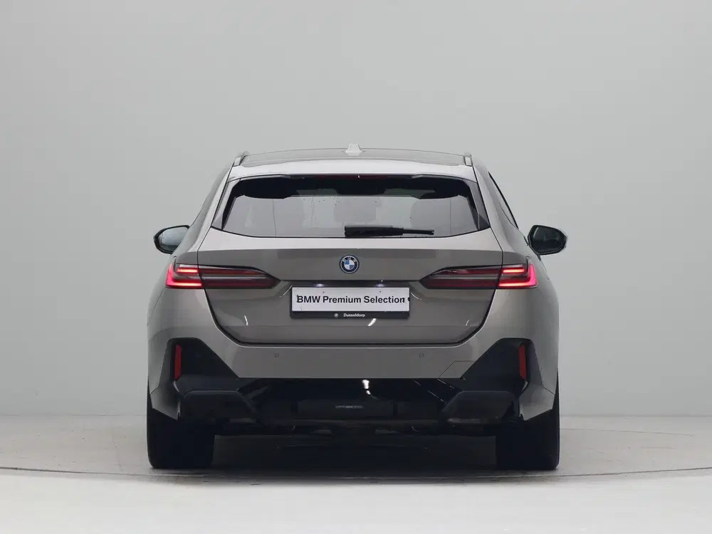 BMW 5-serie 530e Touring M Sport Pro (bj 2024 uit 2024, foto 10