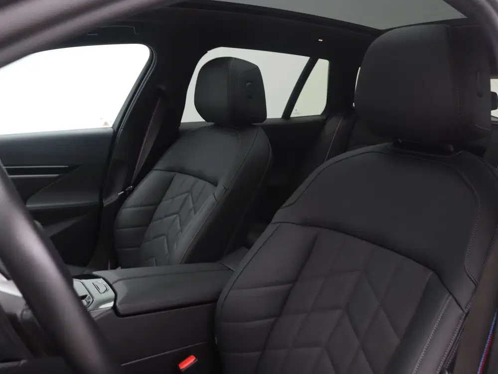 BMW 5-serie 530e Touring M Sport Pro (bj 2024 uit 2024, foto 5