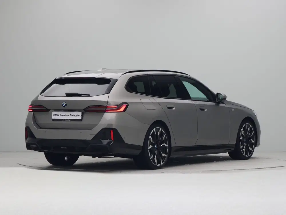 BMW 5-serie 530e Touring M Sport Pro (bj 2024 uit 2024, foto 9