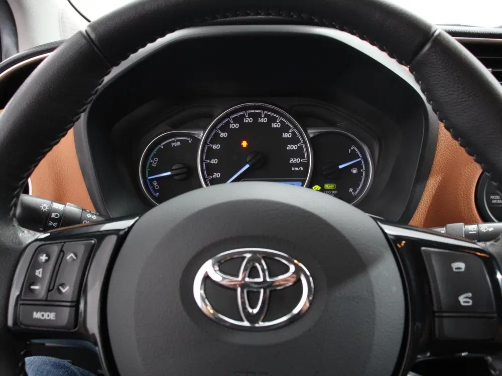 Toyota Yaris 1.5 Automaat Hybrid Active Camera Climate uit 2019, foto 11