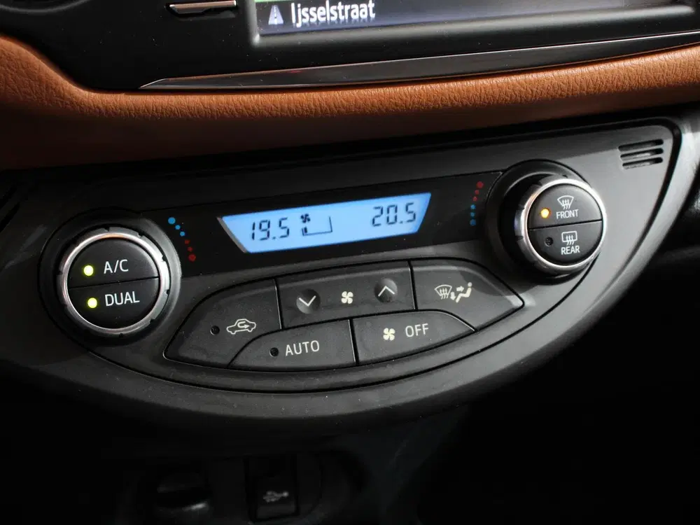 Toyota Yaris 1.5 Automaat Hybrid Active Camera Climate uit 2019, foto 15