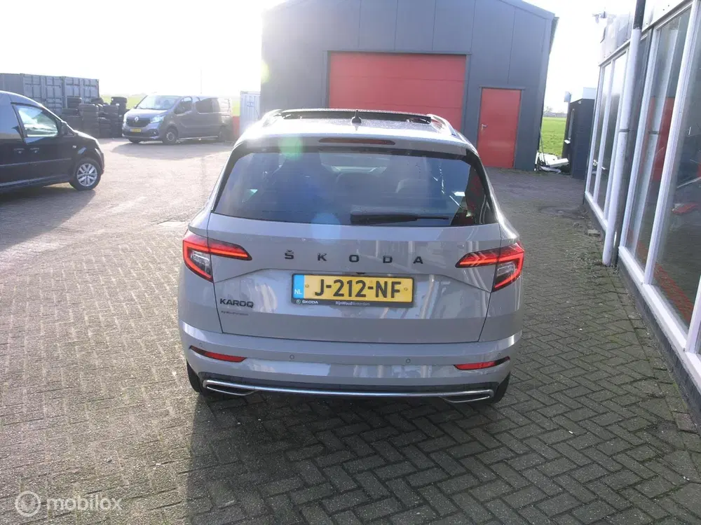 Skoda Karoq 1.5 TSI ACT Sportline Bsns Pano uit 2020, foto 8