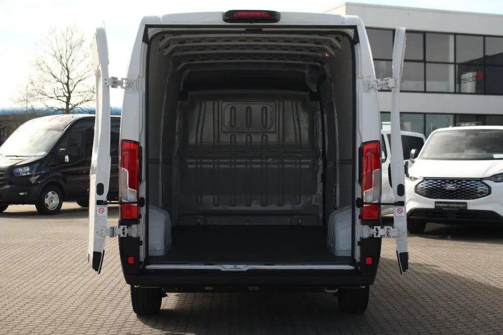 Opel Movano 140pk L3H2 Edition uit 2024, foto 7