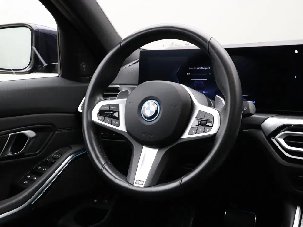 BMW 3-serie 320e Touring SoH 98% (bj 2024 uit 2024, foto 2