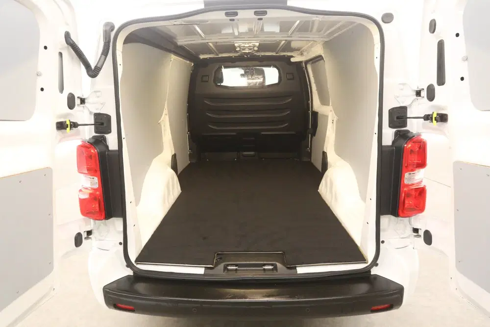 Citroën Jumpy 2.0 HDI L3H1 uit 2020, foto 3