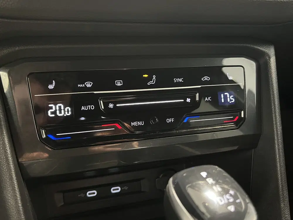 Volkswagen Tiguan 1.5 TSI R-Line Business+ uit 2022, foto 7
