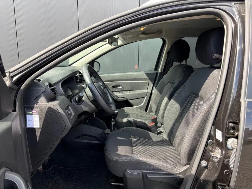 Dacia Duster 1.6 Comfort Navi Cruise Camera PDC Hoge in uit 2019, foto 12