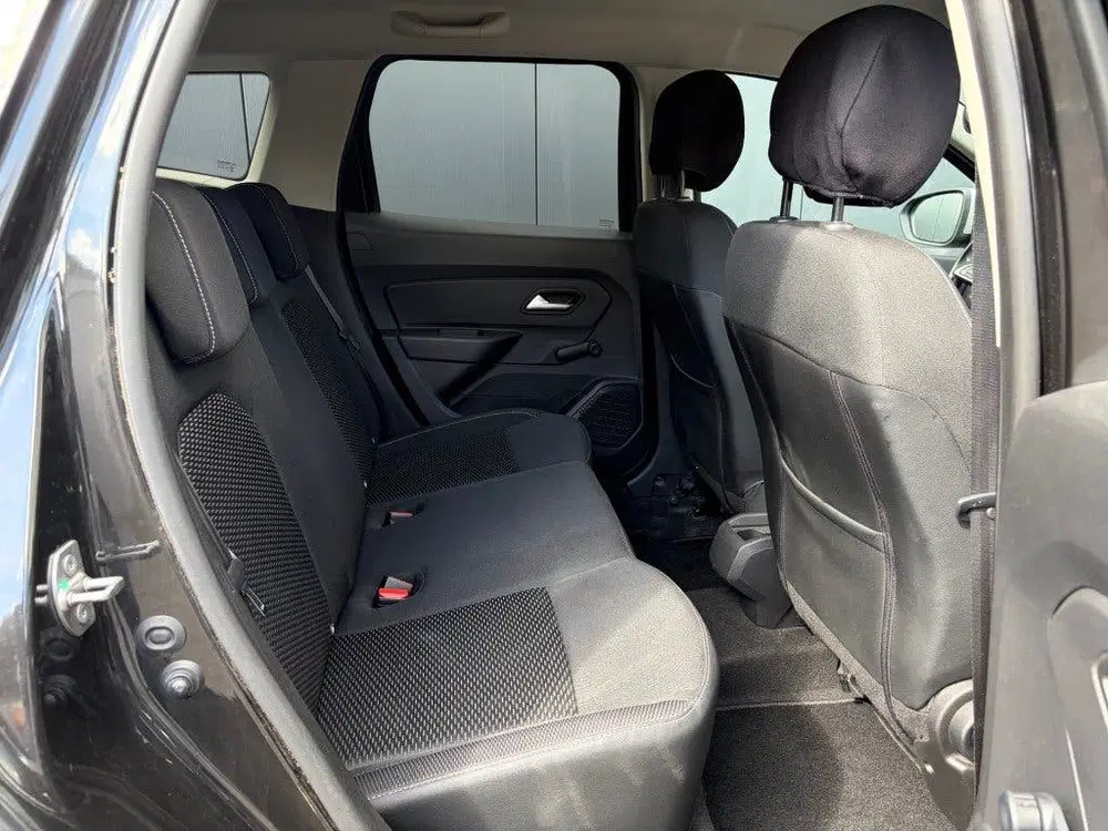 Dacia Duster 1.6 Comfort Navi Cruise Camera PDC Hoge in uit 2019, foto 4