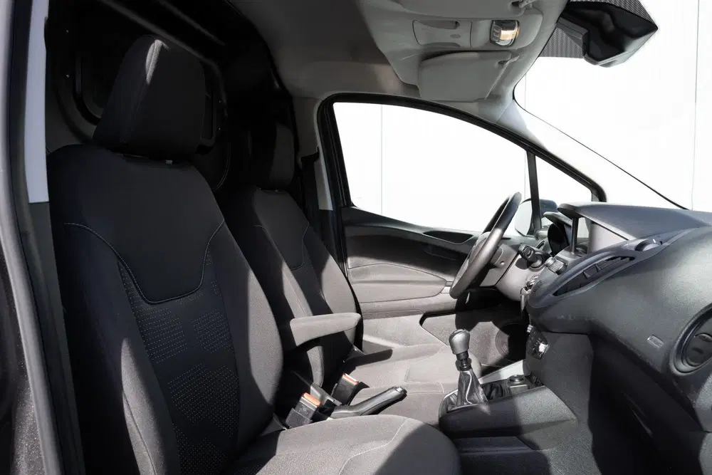 Ford Transit Courier uit 2023, foto 12