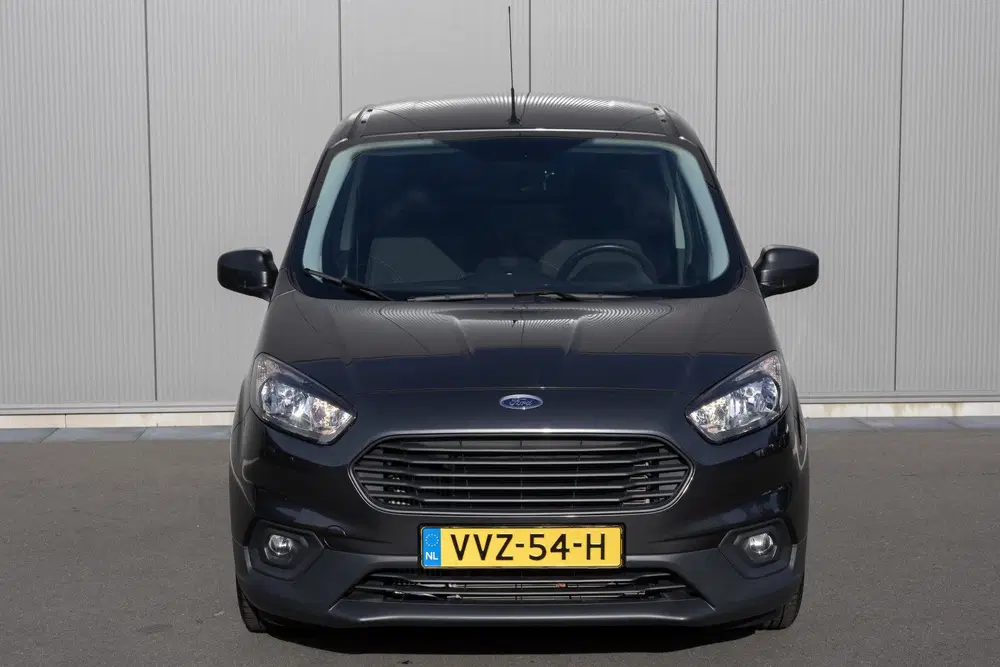 Ford Transit Courier uit 2023, foto 8