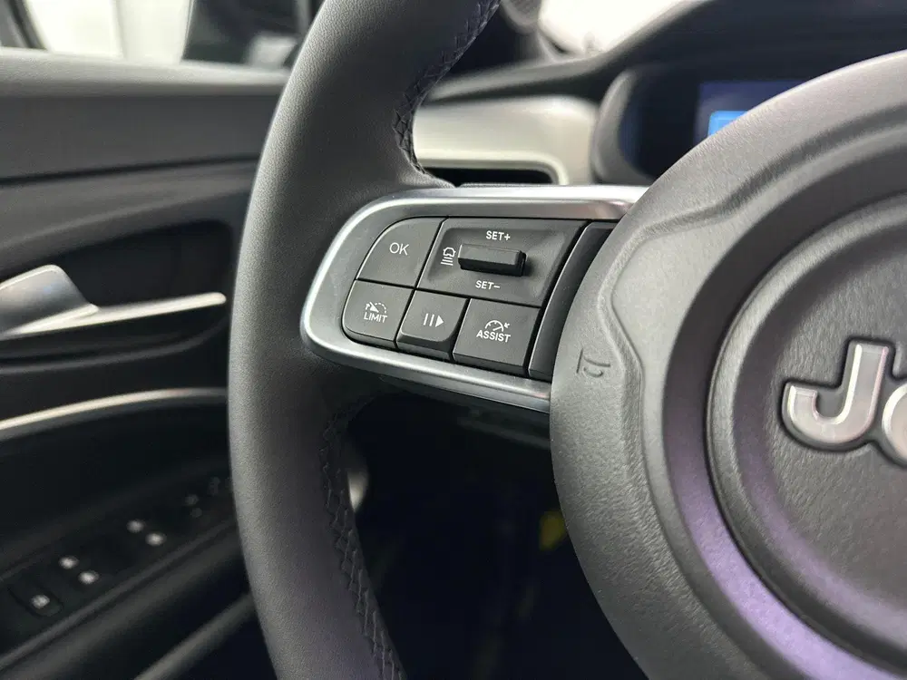 Jeep Avenger Summit 54 kWh uit 2026, foto 13