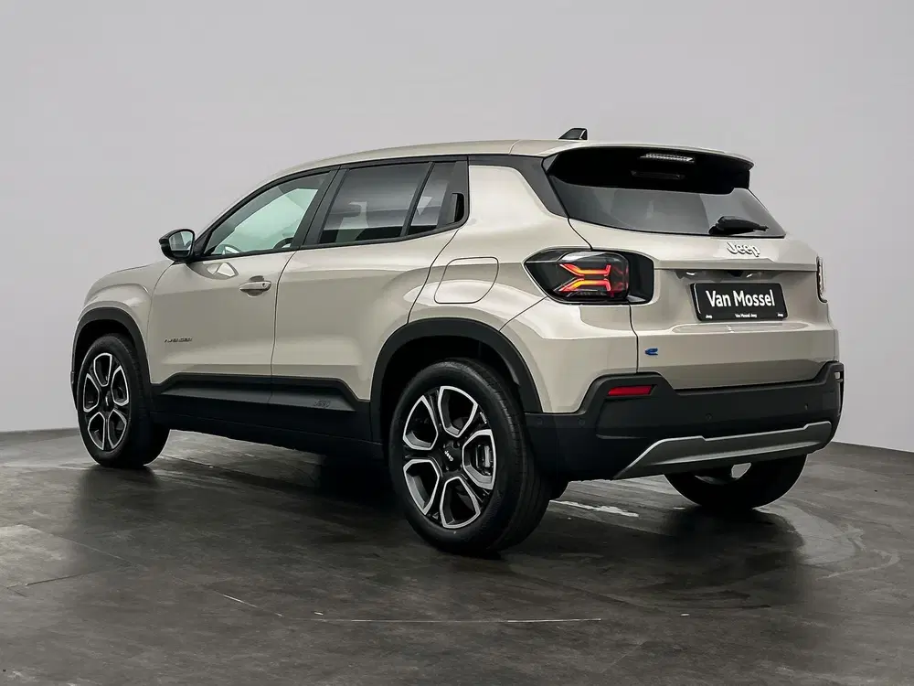 Jeep Avenger Summit 54 kWh uit 2026, foto 7