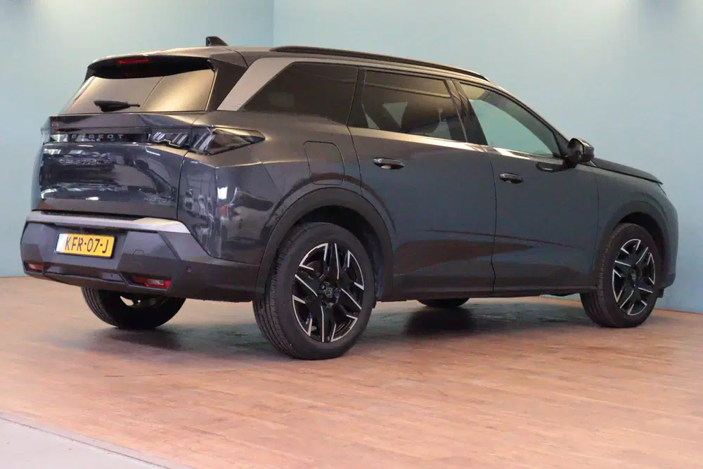 Peugeot 5008 1.2 Hybrid 145 Allure Automaat uit 2025, foto 3