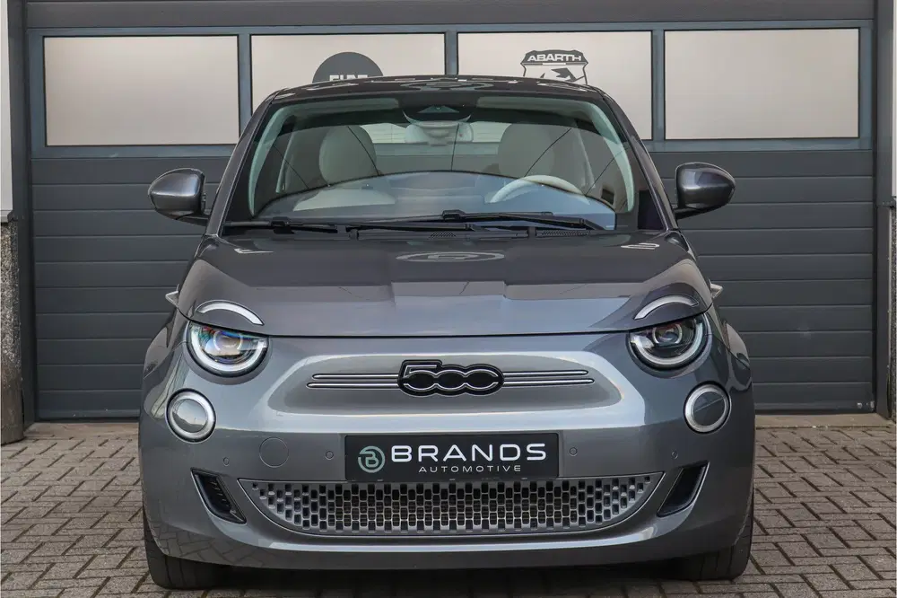 Fiat 500e La Prima by Bocelli 42 kWh 1e eig Limited uit 2023, foto 6