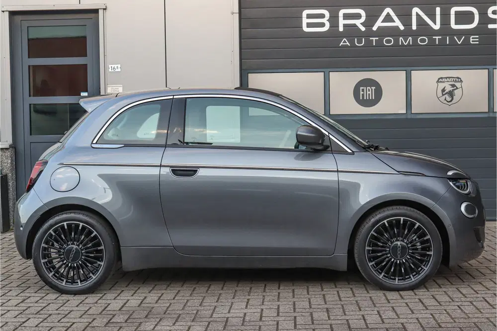Fiat 500e La Prima by Bocelli 42 kWh 1e eig Limited uit 2023, foto 7