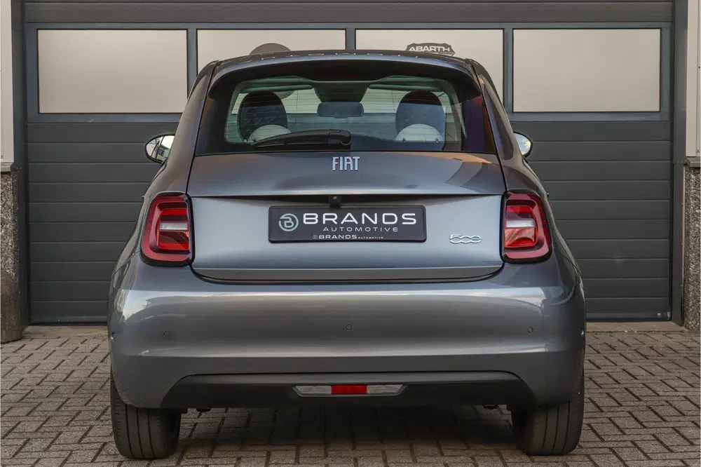 Fiat 500e La Prima by Bocelli 42 kWh 1e eig Limited uit 2023, foto 8