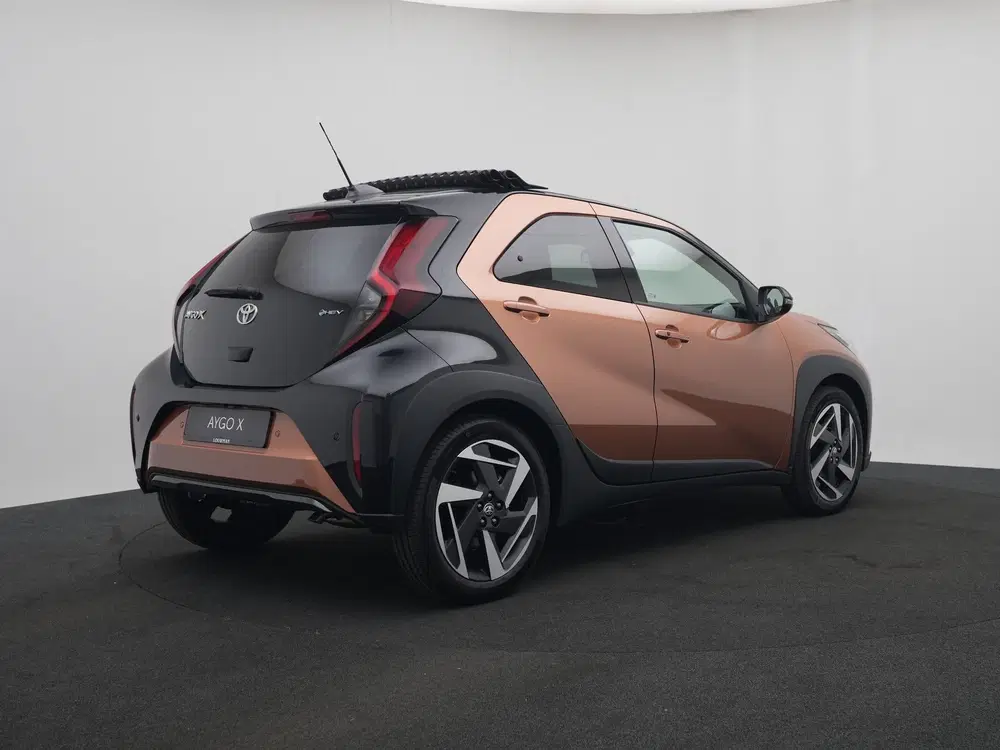 Toyota Aygo X Hybrid 115 PK envy CABRIOLET uit 2026, foto 2