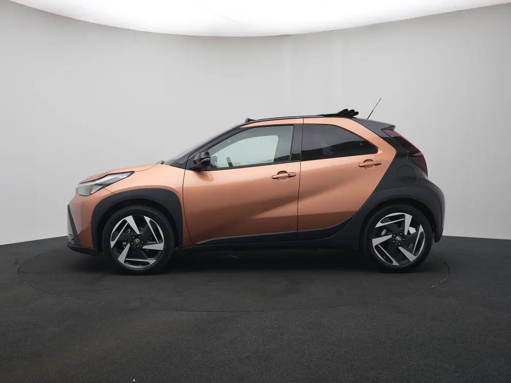 Toyota Aygo X Hybrid 115 PK envy CABRIOLET uit 2026, foto 3