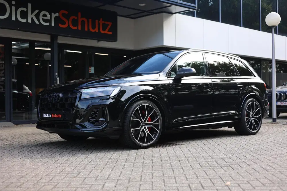 Audi Q7 60 TFSIe Competition Vierwielb. uit 2024, foto 7