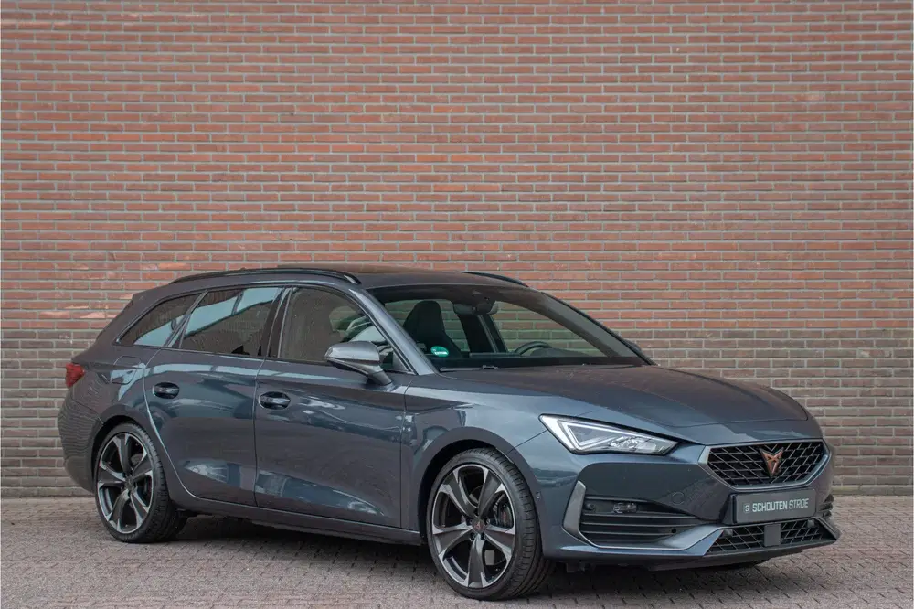 Cupra Leon 1.4 e-Hybrid 245pk VZ uit 2022, foto 6