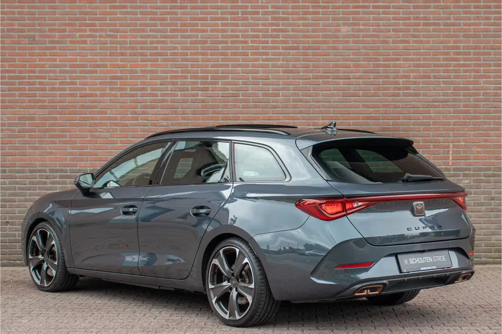 Cupra Leon 1.4 e-Hybrid 245pk VZ uit 2022, foto 7