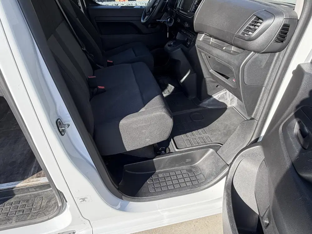 Citroën Jumpy Citroen Jumpy Automaat 2.0 BlueHDI 145 S&S uit 2024, foto 10