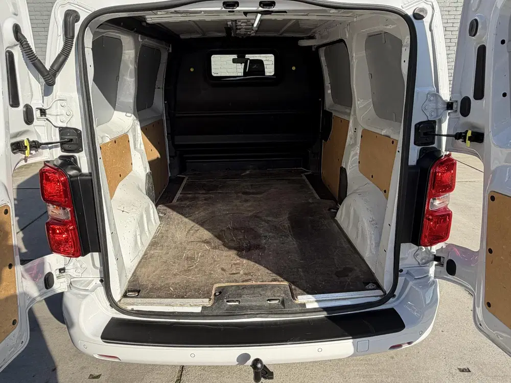 Citroën Jumpy Citroen Jumpy Automaat 2.0 BlueHDI 145 S&S uit 2024, foto 12