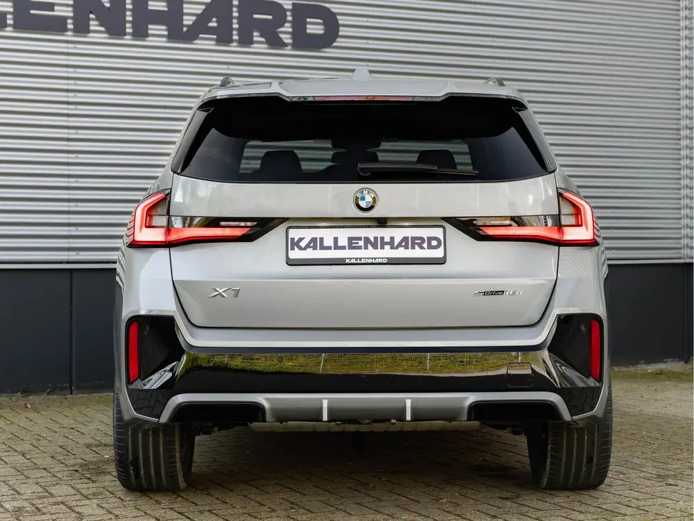 BMW X1 sDrive18i uit 2025, foto 5