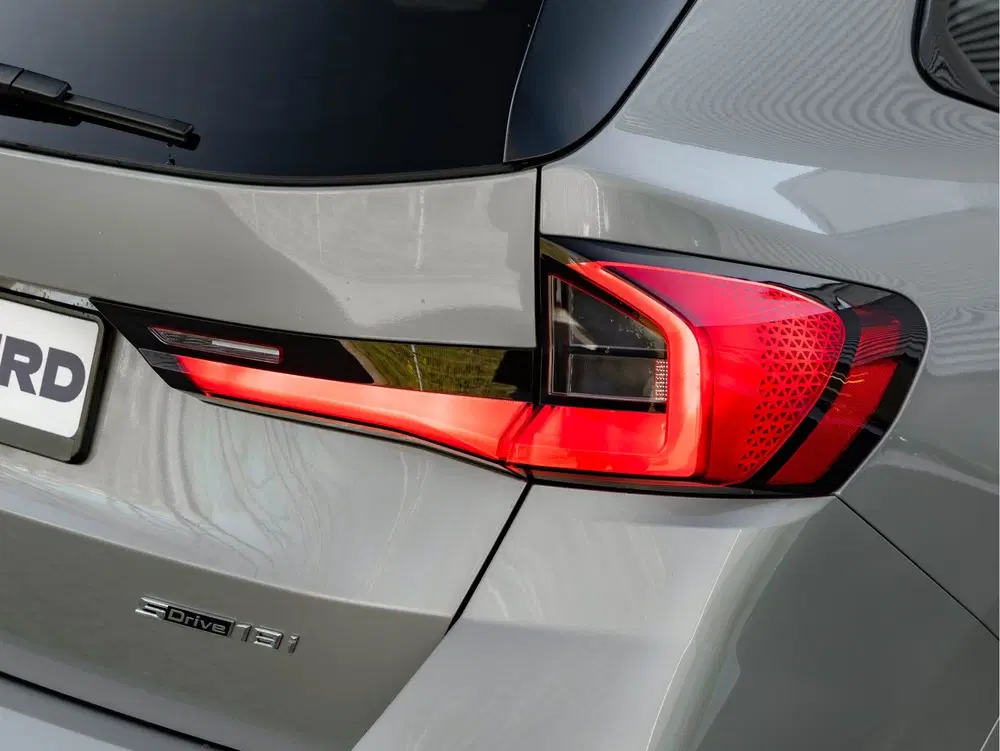 BMW X1 sDrive18i uit 2025, foto 9