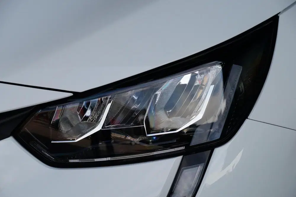 Peugeot 208 1.2 PureTech Allure Pack NL uit 2022, foto 8