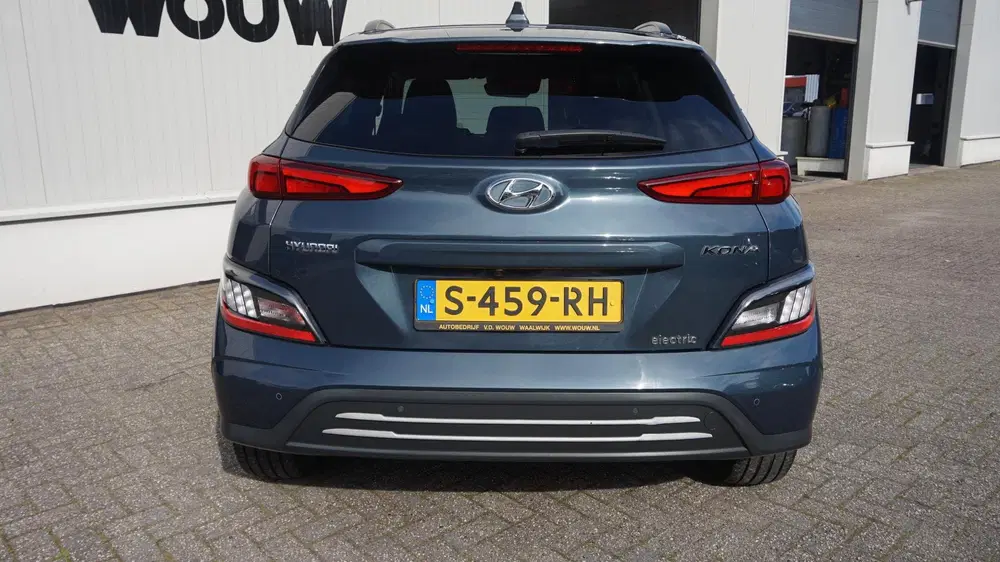 Hyundai KONA EV Premium 64 kWh NL auto uit 2023, foto 5