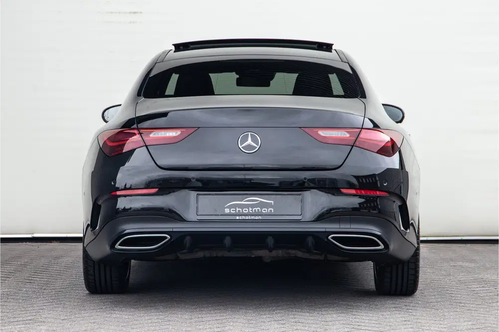 Mercedes-Benz CLA 200 AMG Premium Pano uit 2025, foto 5