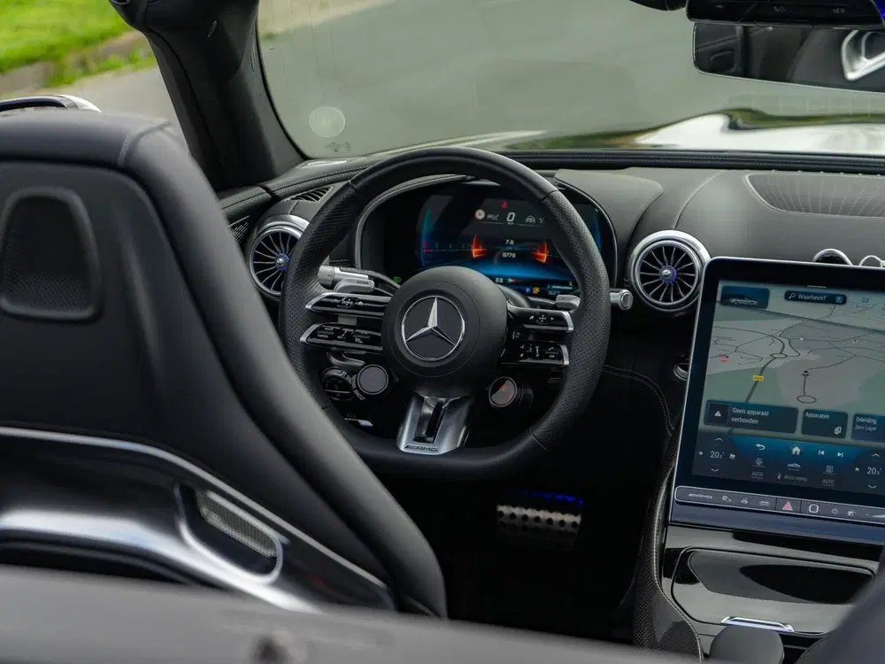 Mercedes-Benz SL Mercedes SL-klasse Roadster AMG 63 4MATIC+ uit 2023, foto 3