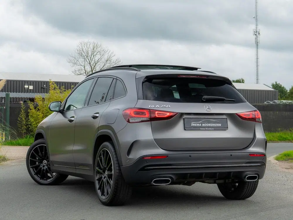 Mercedes-Benz GLA Mercedes GLA-klasse 250 AMG uit 2022, foto 14