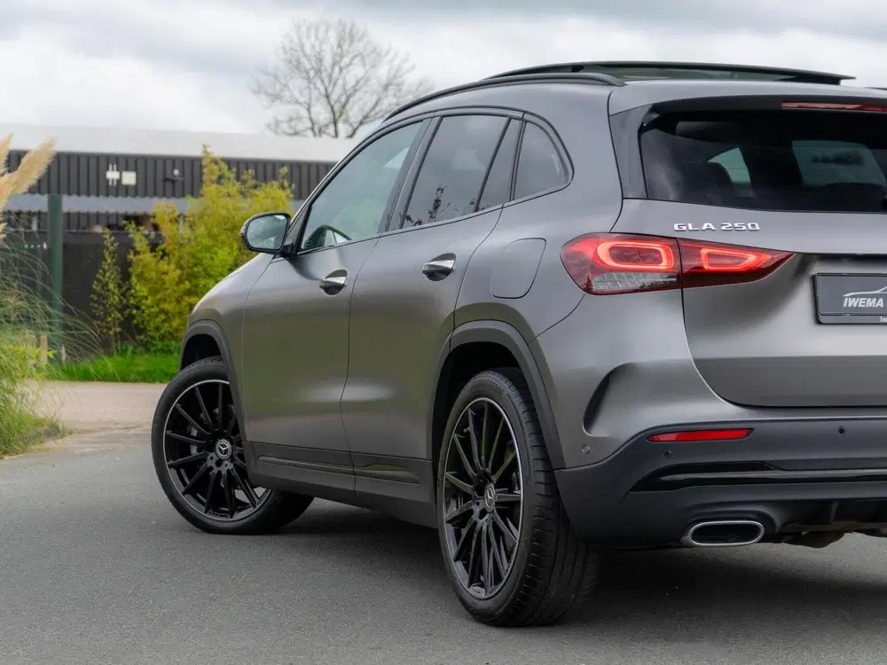 Mercedes-Benz GLA Mercedes GLA-klasse 250 AMG uit 2022, foto 15