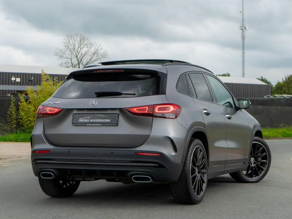 Mercedes-Benz GLA Mercedes GLA-klasse 250 AMG uit 2022, foto 2